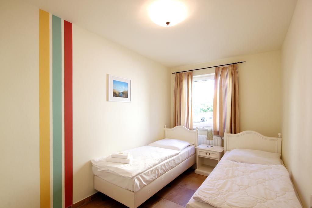 Apartmenthaus Hus Uebi By Rujana Binz Buitenkant foto