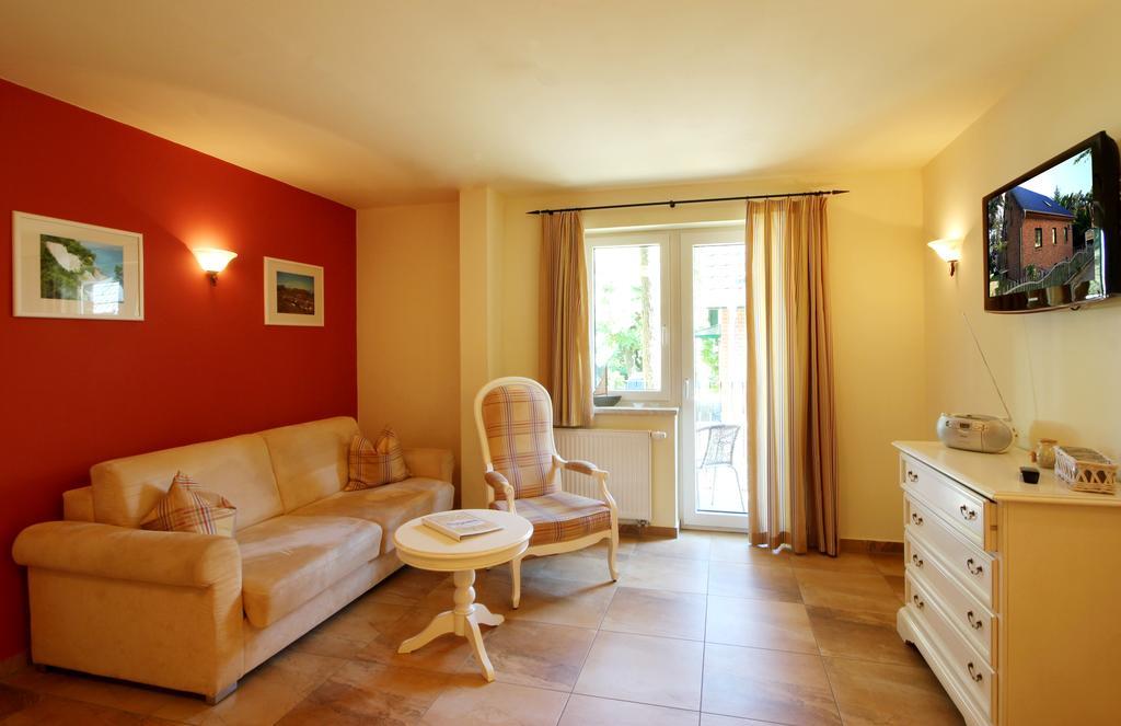 Apartmenthaus Hus Uebi By Rujana Binz Buitenkant foto